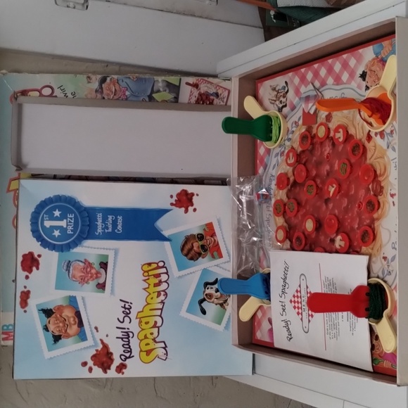 Vintage 1989 Ready! Set! Spaghetti Board Game - Picture 2 of 15
